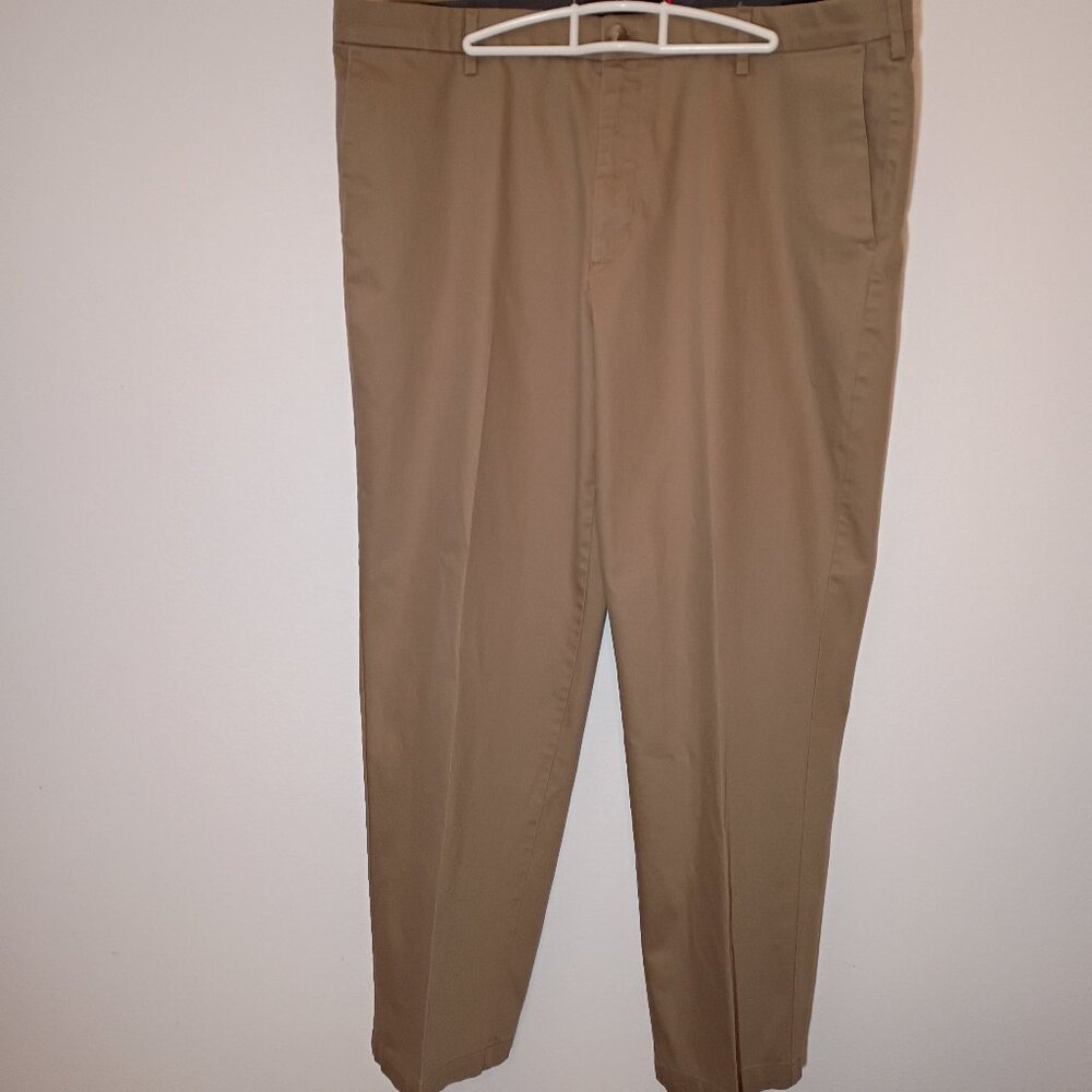 Pants, Dockers, Signature khaki, 40x30, Classic fit, New British Khaki